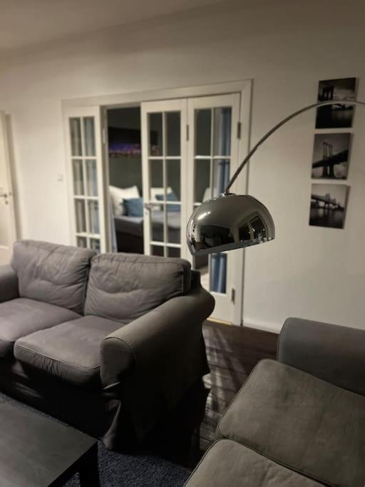 Geraeumige, Helle 3 Zimmer Fewo بريمين المظهر الخارجي الصورة
